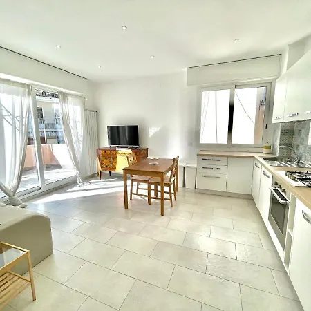 Martiri - * Санремо