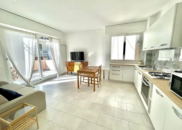 Martiri - * Санремо